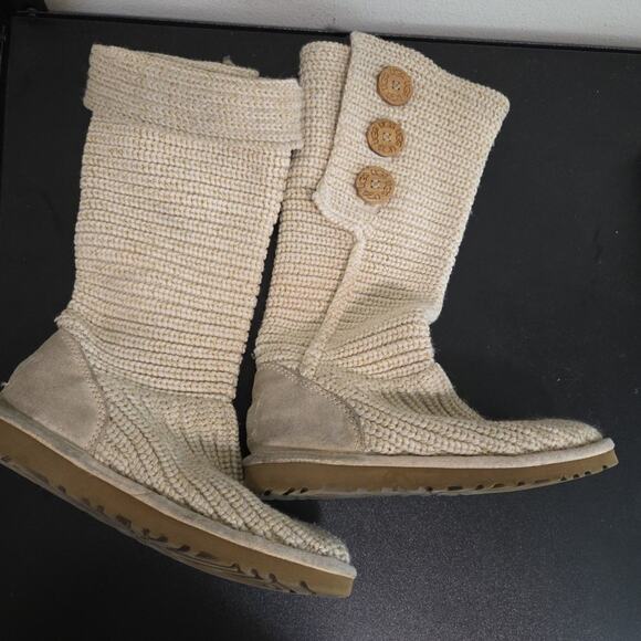 Ugg Australia Women’s Cardy Knit Tan Gold Sweater Boots Buttons Size 5 US 1876 - Picture 1 of 7